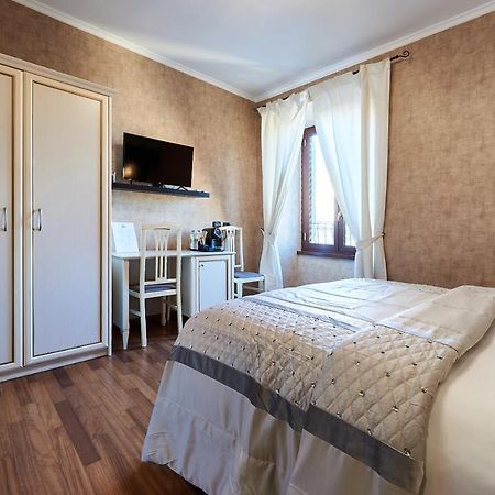 Le Suite Downtown Рим Екстериор снимка