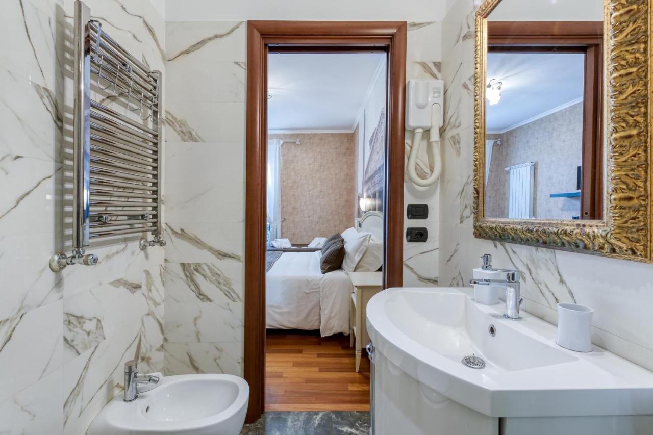 Le Suite Downtown Рим Екстериор снимка