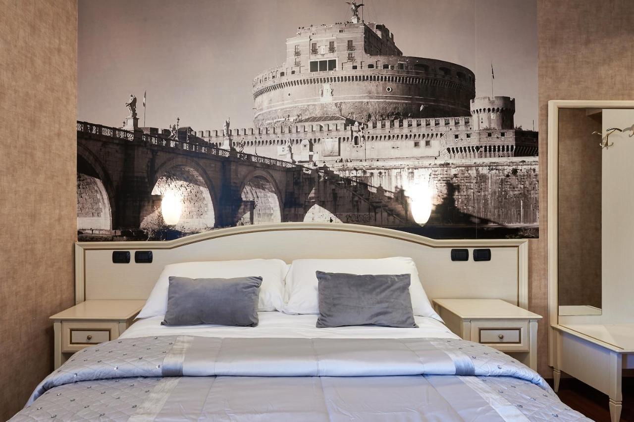 Le Suite Downtown Рим Екстериор снимка