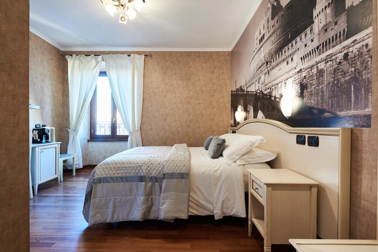 Le Suite Downtown Рим Екстериор снимка