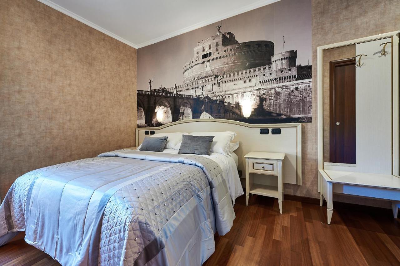 Le Suite Downtown Рим Екстериор снимка