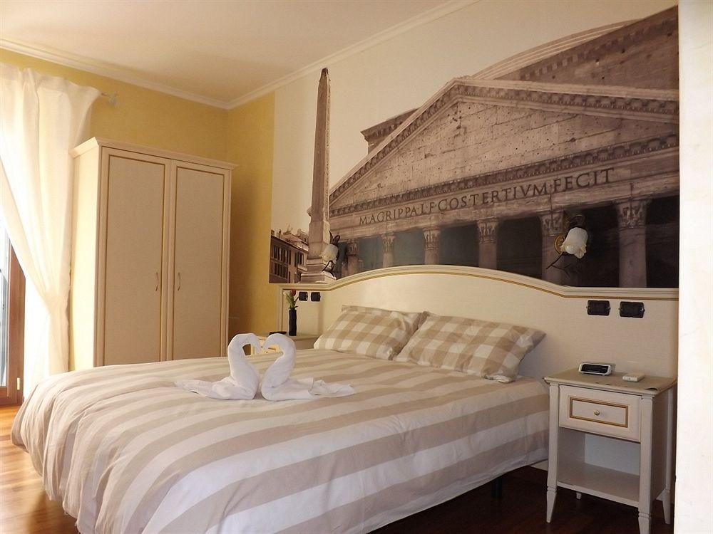 Le Suite Downtown Рим Екстериор снимка