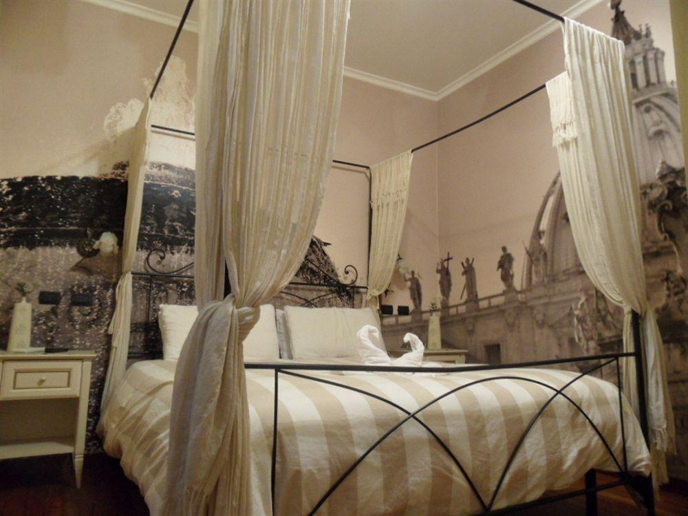 Le Suite Downtown Рим Екстериор снимка